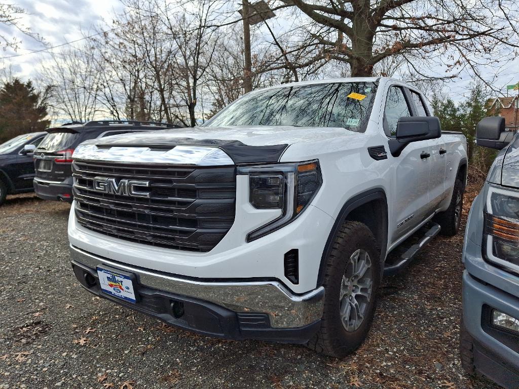 used 2023 GMC Sierra 1500 car, priced at $36,390