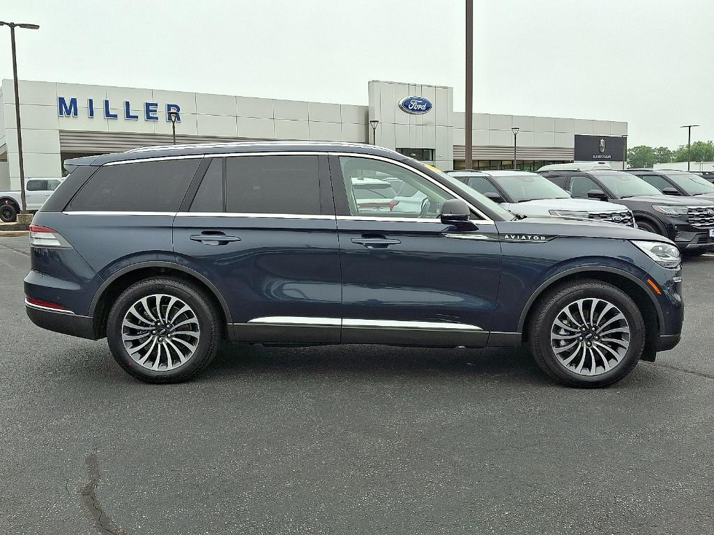 used 2022 Lincoln Aviator car, priced at $37,290