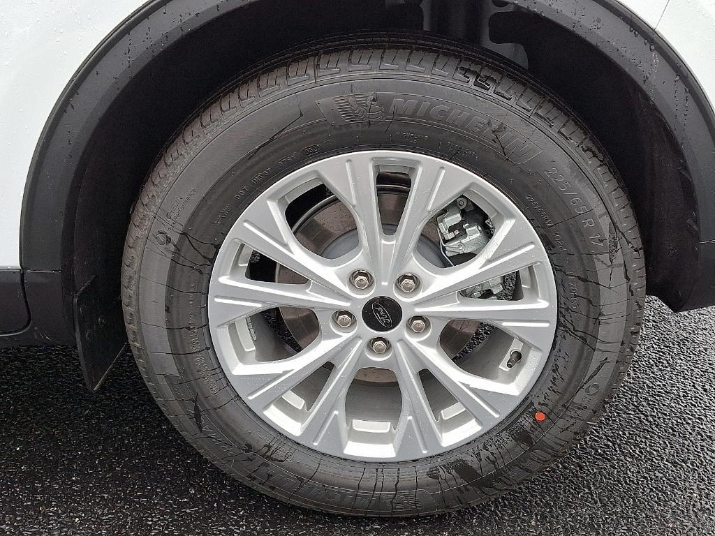 new 2025 Ford Escape car, priced at $31,985