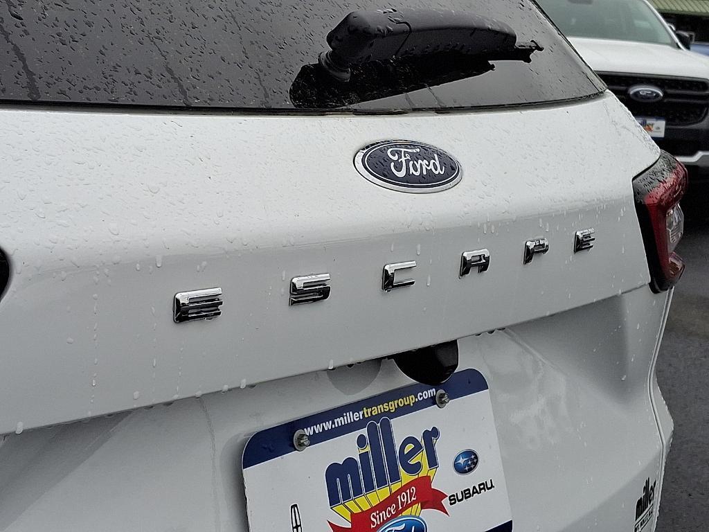 new 2025 Ford Escape car, priced at $31,985