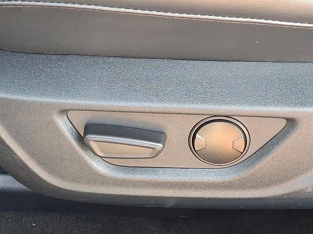used 2024 Ford Mustang car, priced at $35,290