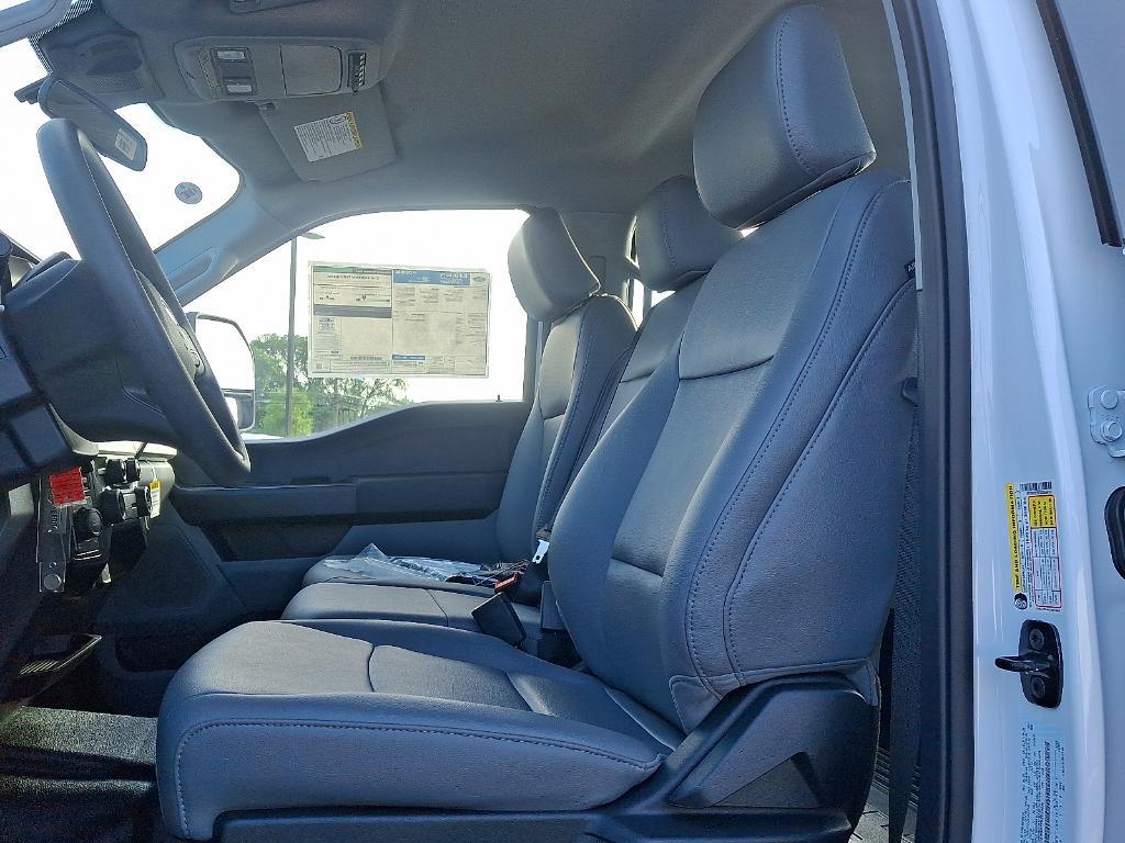 new 2025 Ford F-350 car, priced at $69,140