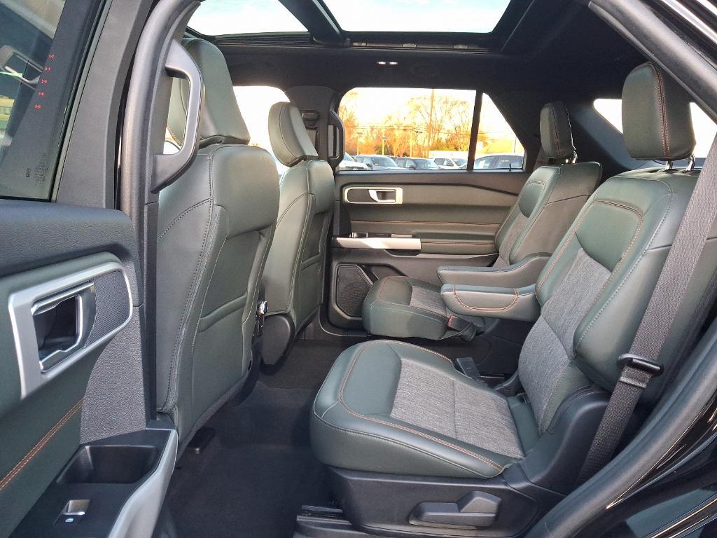 used 2022 Ford Explorer car, priced at $33,690