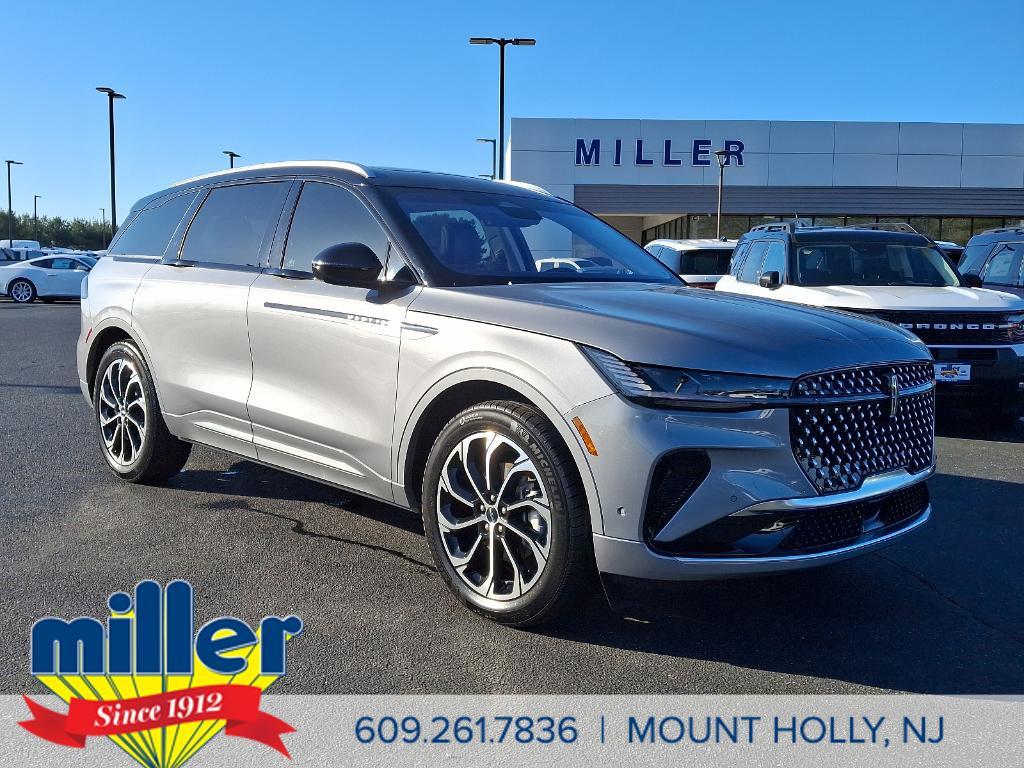 used 2024 Lincoln Nautilus car, priced at $54,691
