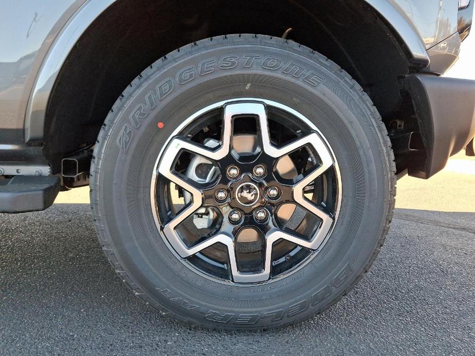 new 2024 Ford Bronco car, priced at $53,555