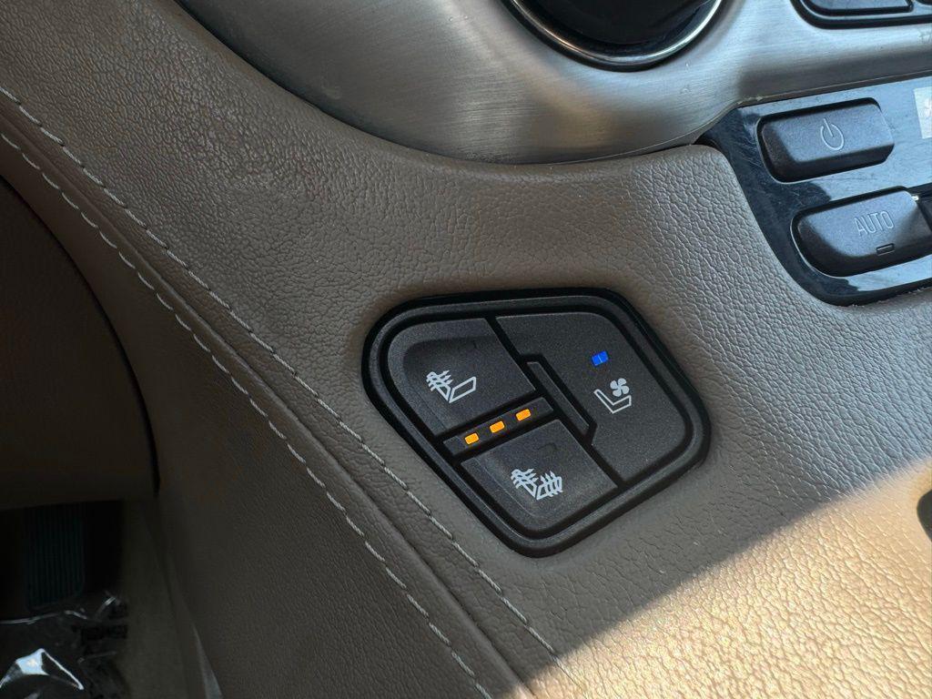 used 2018 GMC Yukon car, priced at $28,999