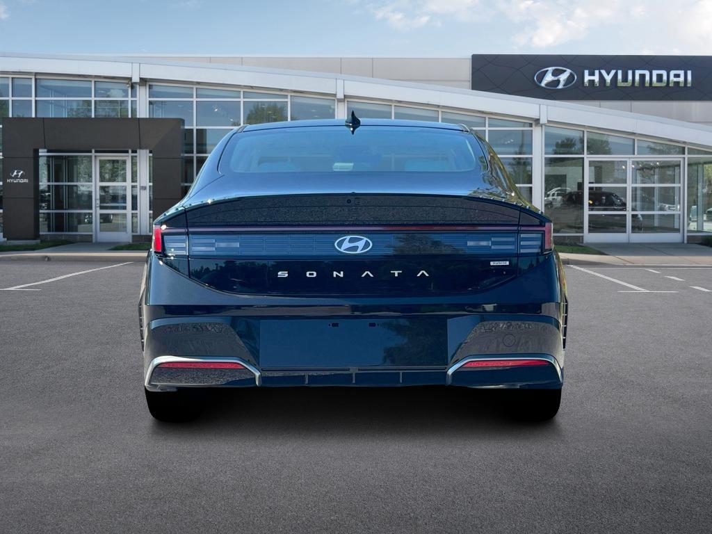 new 2025 Hyundai Sonata Hybrid car, priced at $32,715