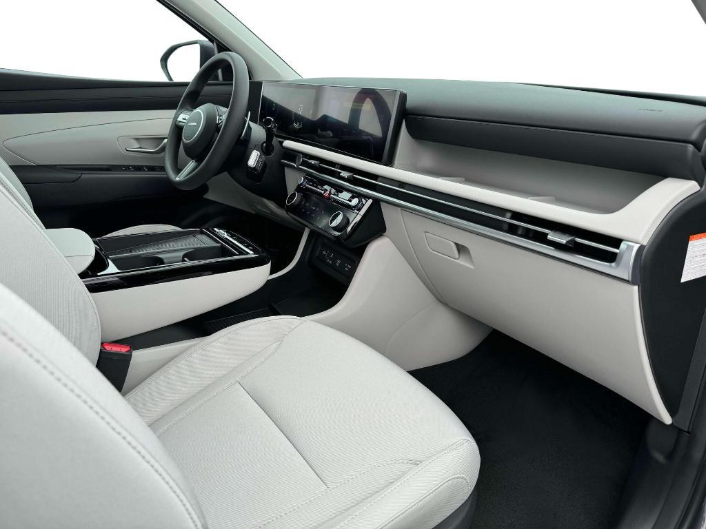 new 2025 Hyundai TUCSON Hybrid car, priced at $35,715