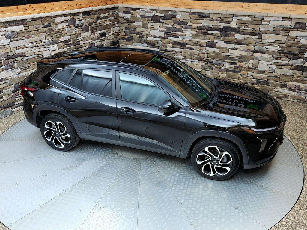 used 2024 Chevrolet Trax car, priced at $23,999