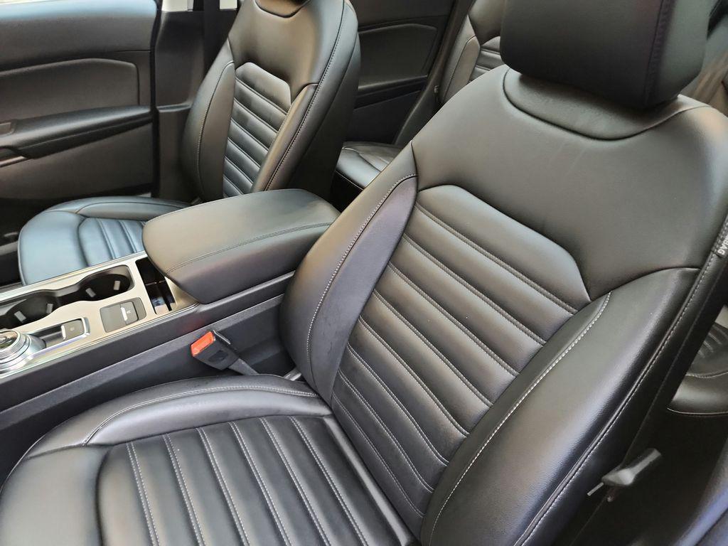 used 2022 Ford Edge car, priced at $29,399