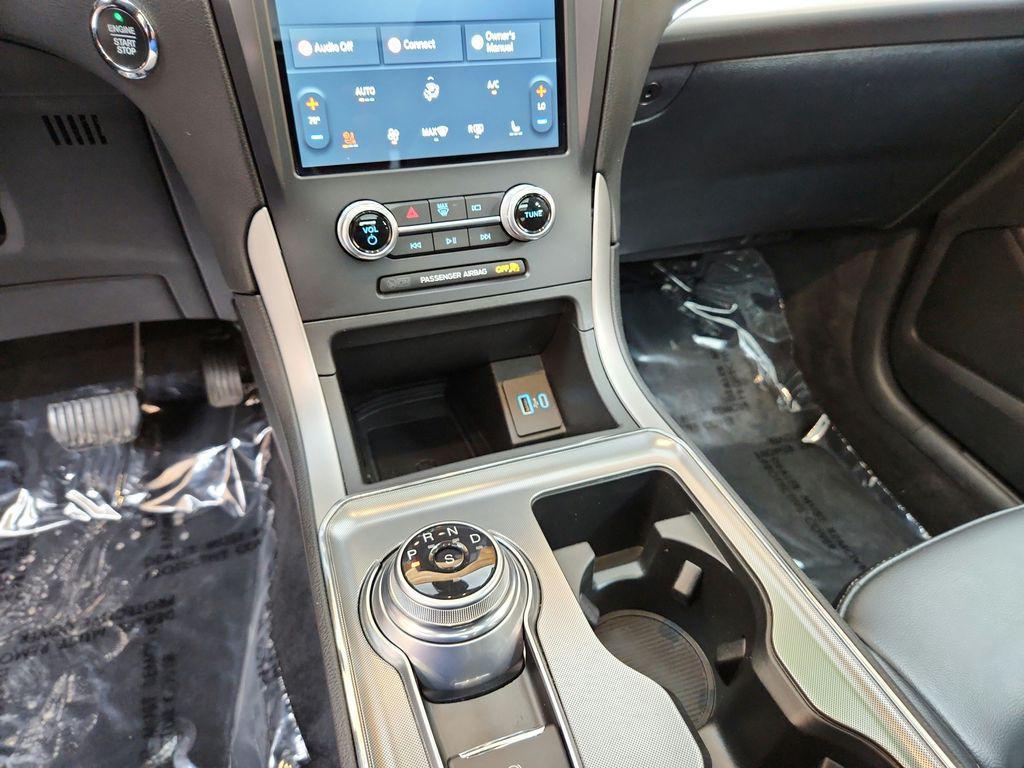 used 2022 Ford Edge car, priced at $29,399