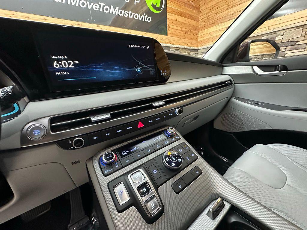 used 2024 Hyundai Palisade car, priced at $35,599