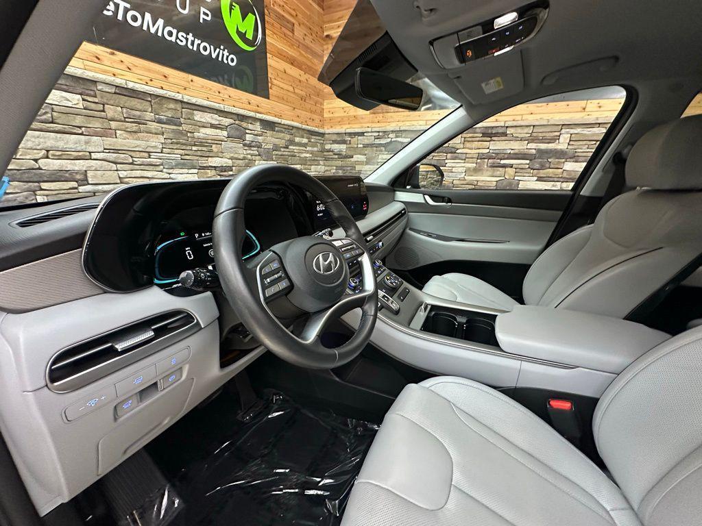 used 2024 Hyundai Palisade car, priced at $35,599