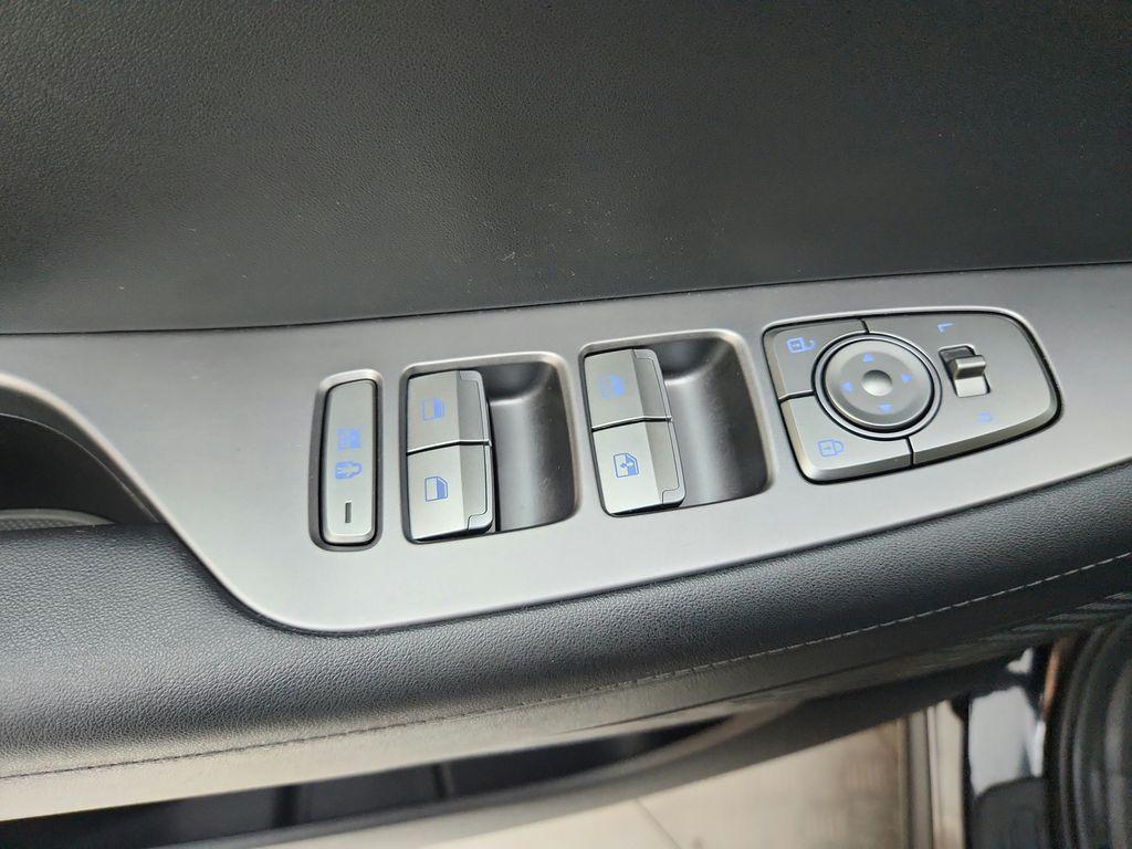 used 2023 Hyundai Palisade car, priced at $35,999