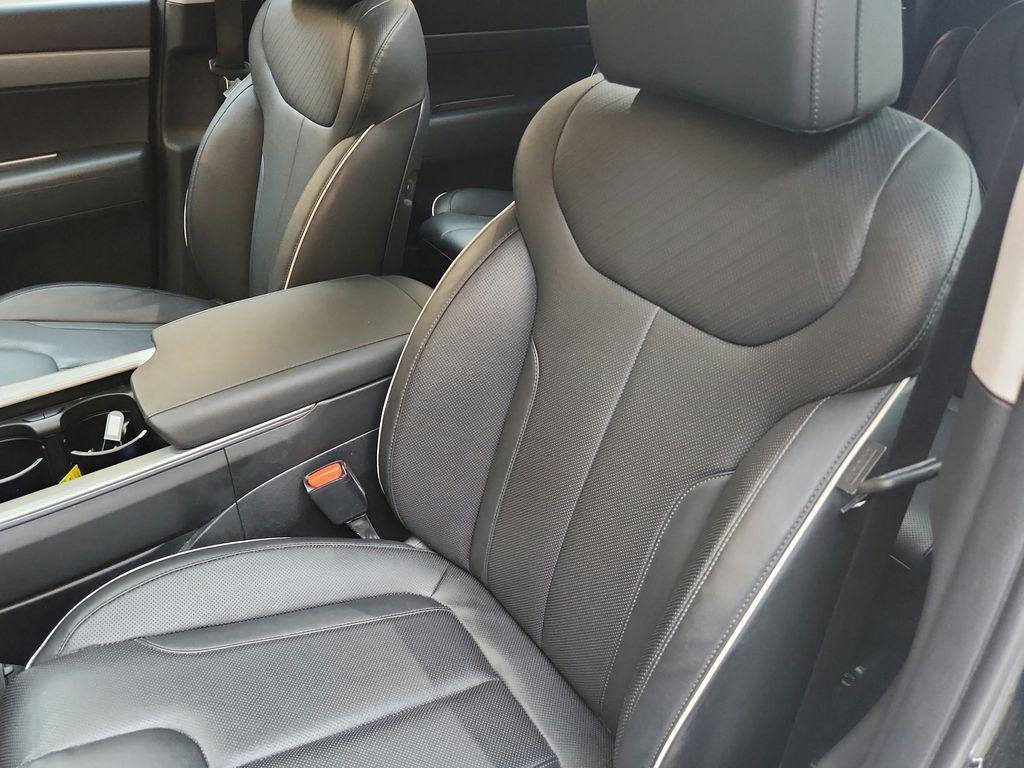 used 2023 Hyundai Palisade car, priced at $35,999