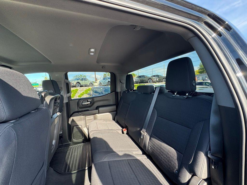used 2022 Chevrolet Silverado 1500 car, priced at $35,999