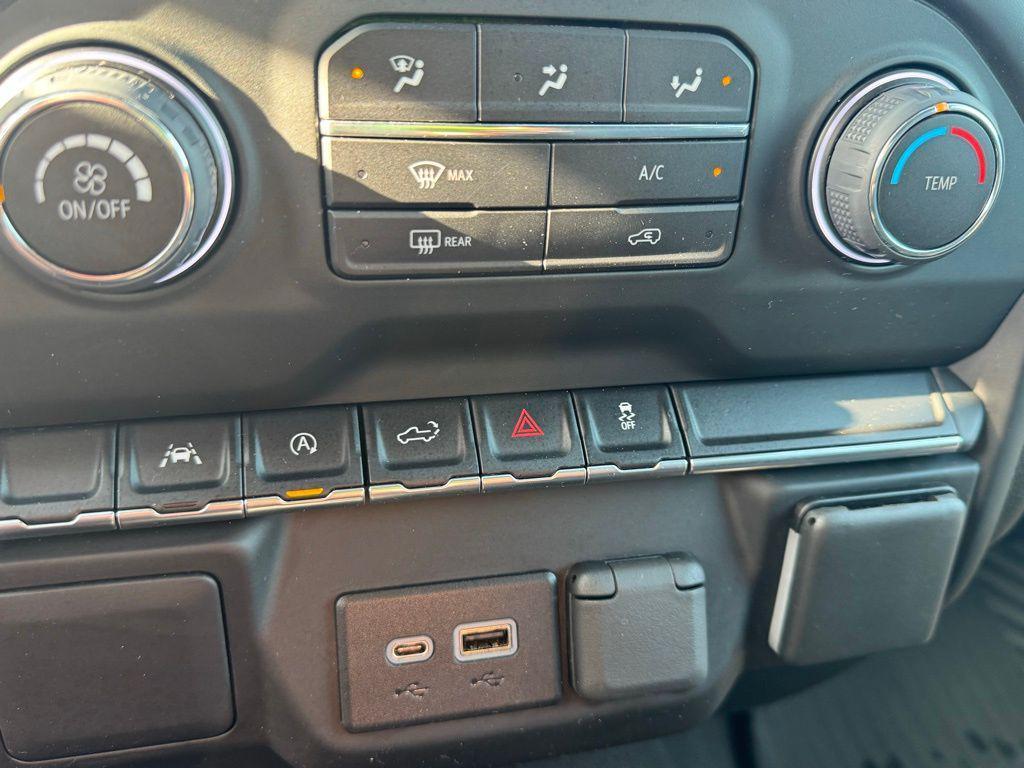used 2022 Chevrolet Silverado 1500 car, priced at $35,999