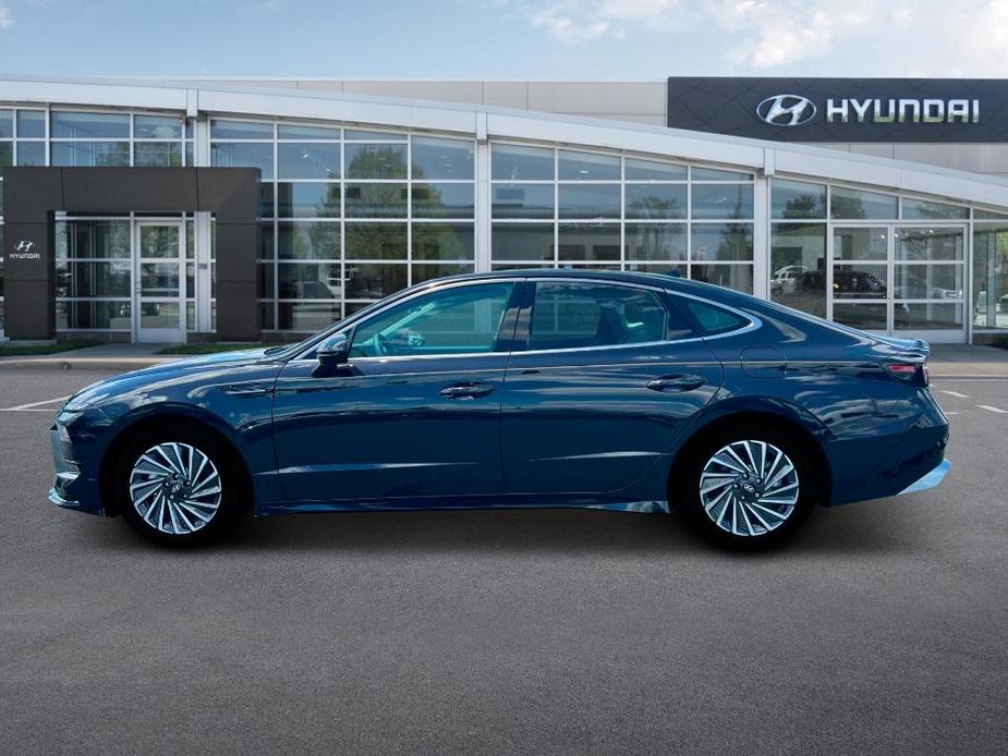 new 2024 Hyundai Sonata Hybrid car, priced at $32,515