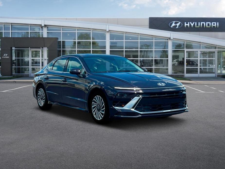 new 2024 Hyundai Sonata Hybrid car, priced at $32,515