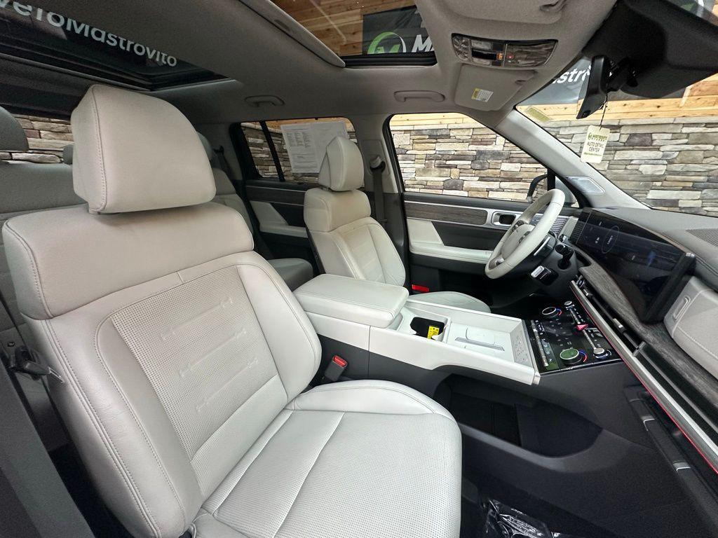 used 2024 Hyundai Santa Fe car, priced at $35,999