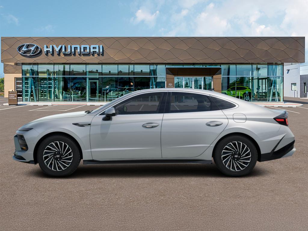 new 2026 Hyundai Sonata Hybrid car, priced at $39,900