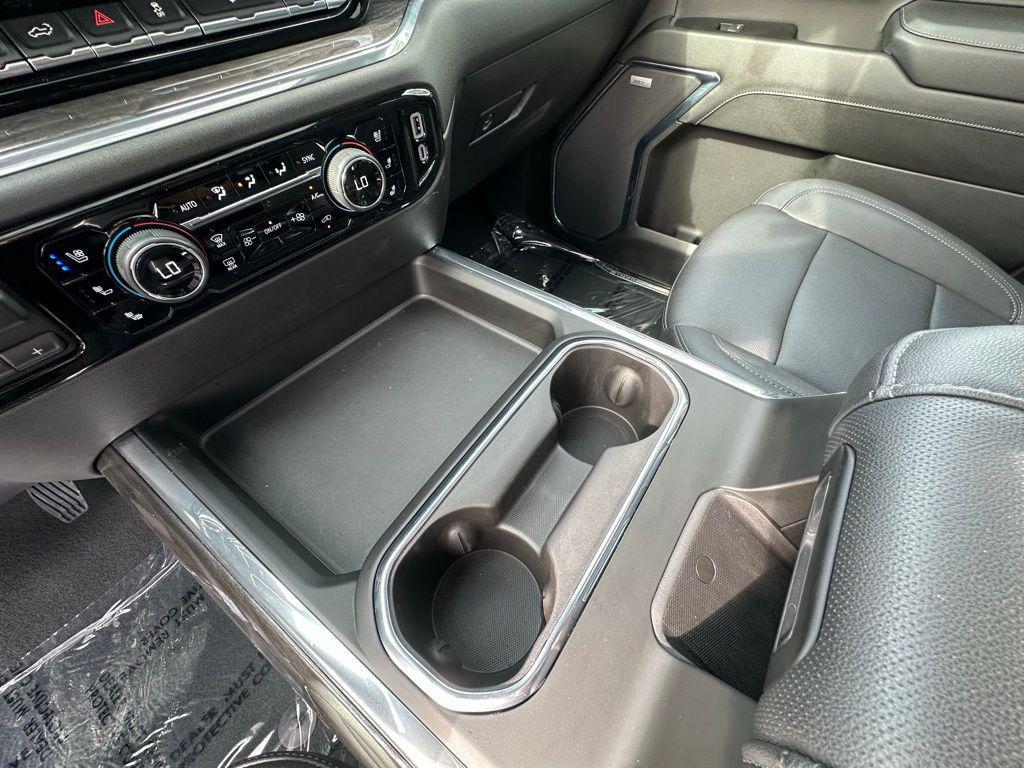 used 2024 Chevrolet Silverado 2500 car, priced at $66,999