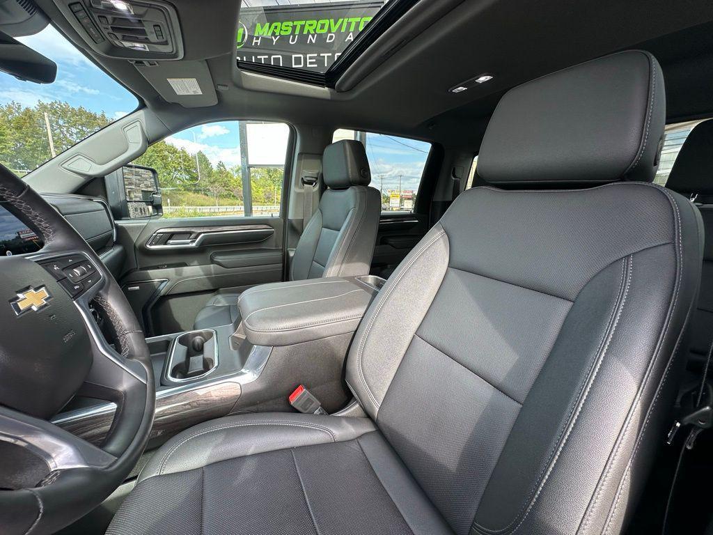 used 2024 Chevrolet Silverado 2500 car, priced at $66,999