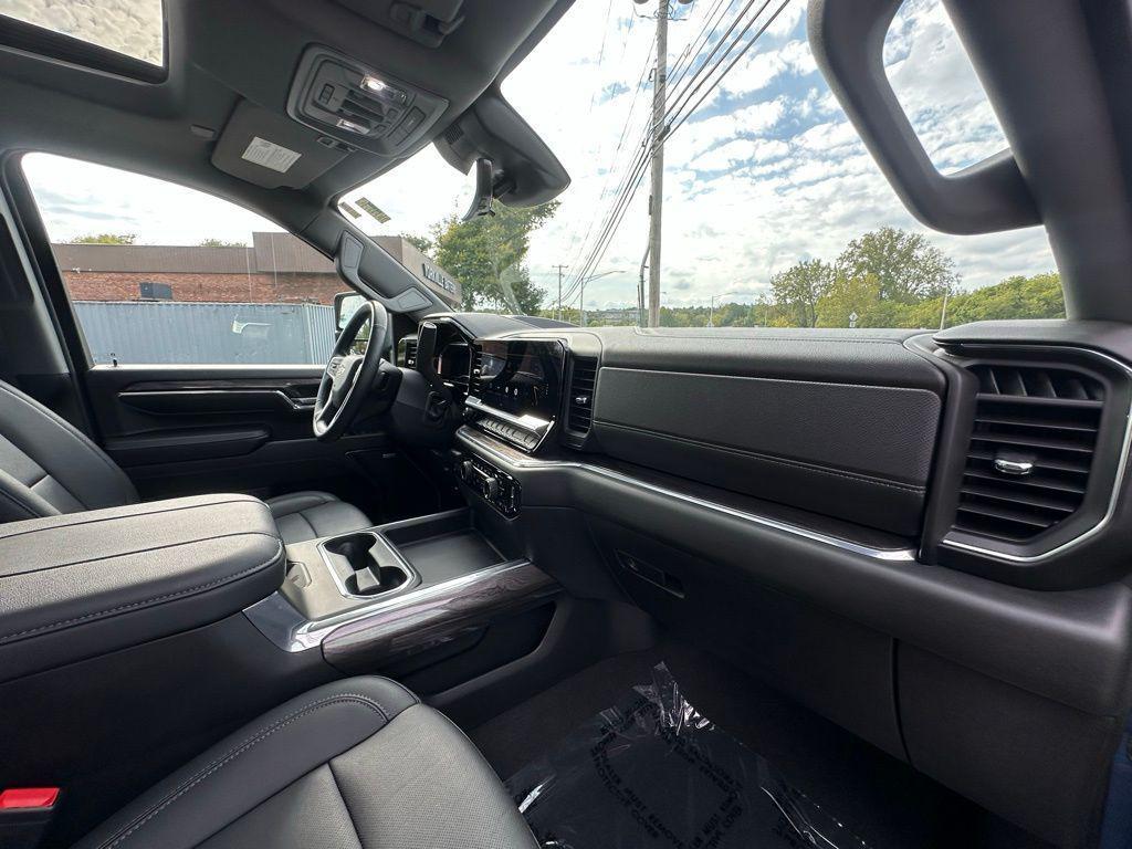 used 2024 Chevrolet Silverado 2500 car, priced at $66,999