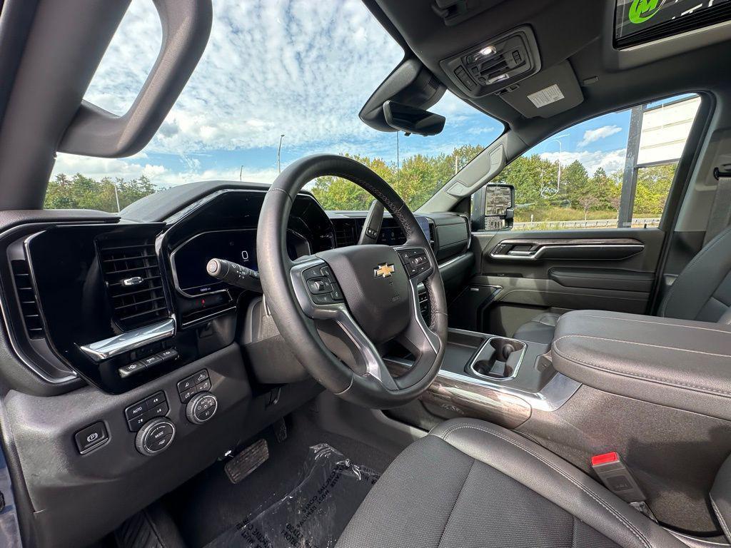 used 2024 Chevrolet Silverado 2500 car, priced at $66,999