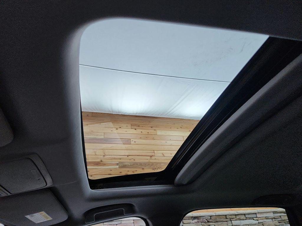 used 2022 Honda CR-V car, priced at $30,899