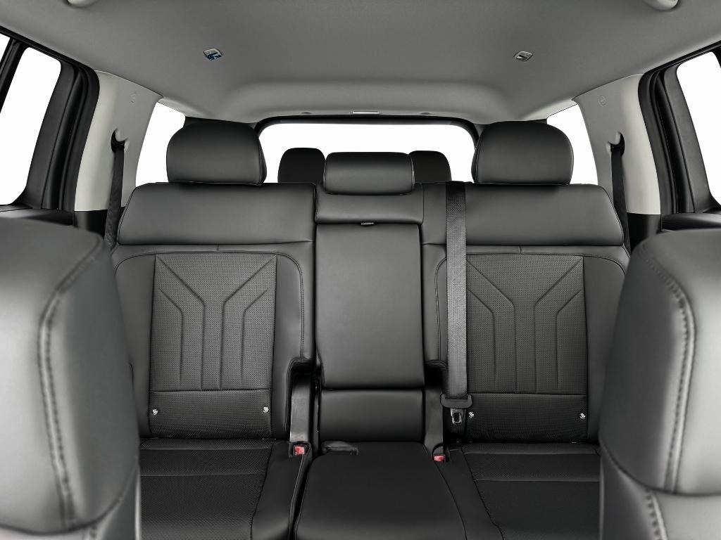 new 2025 Hyundai Santa Fe car, priced at $43,830