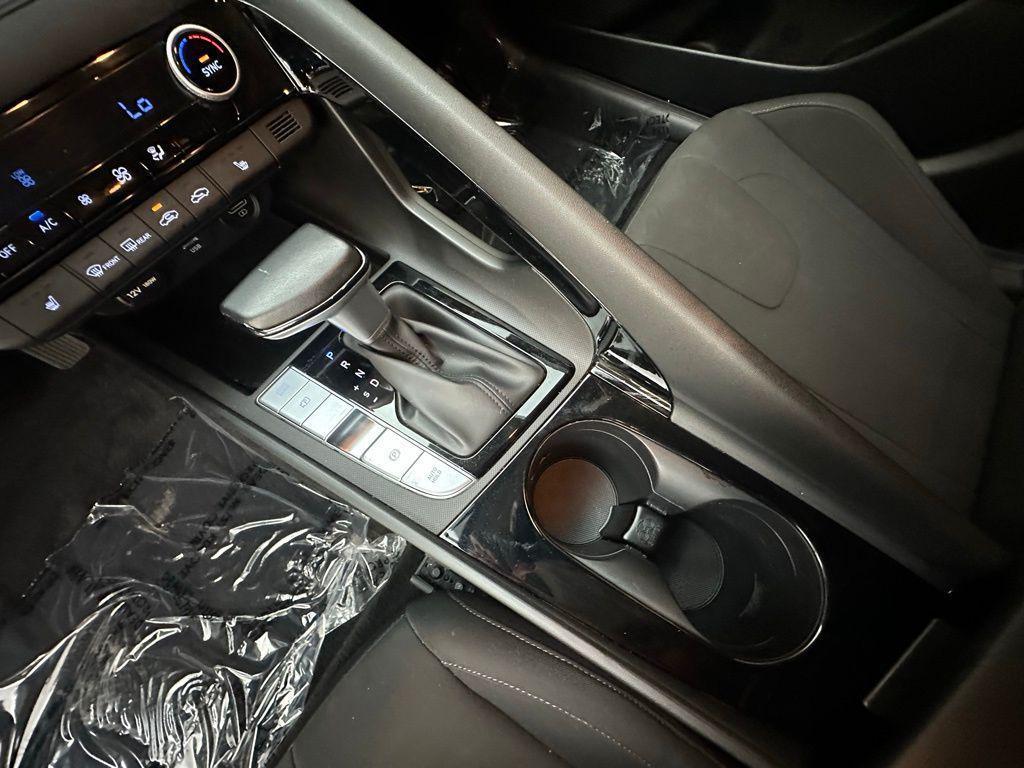 used 2023 Hyundai Elantra car, priced at $21,999