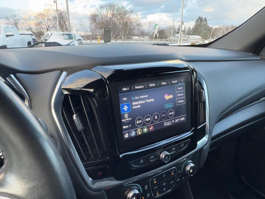 used 2022 Chevrolet Traverse car, priced at $31,999