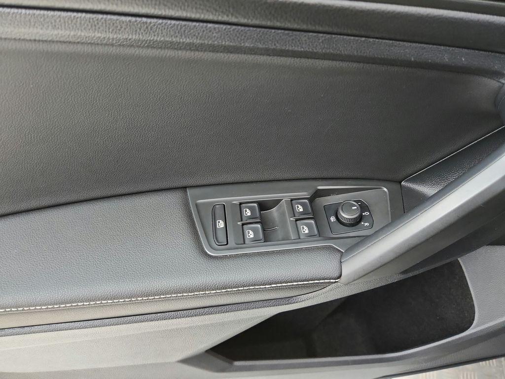 used 2022 Volkswagen Tiguan car, priced at $20,899