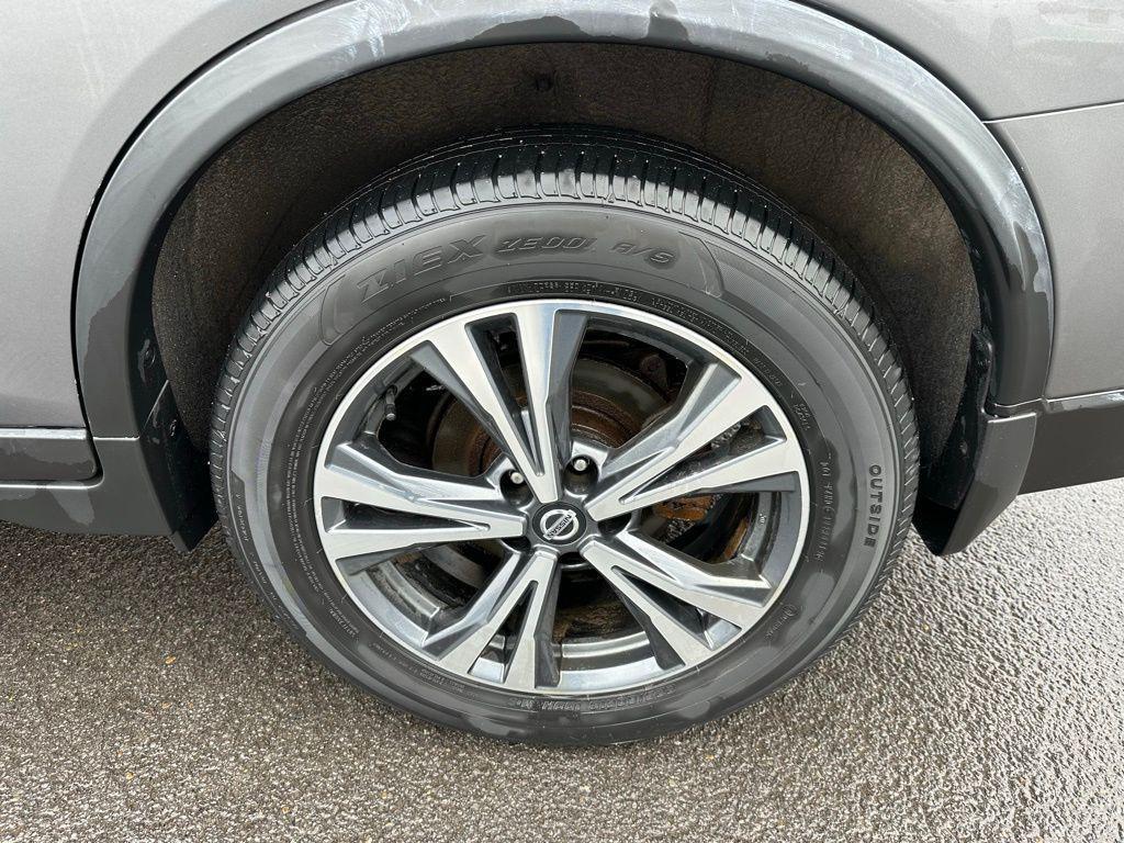 used 2019 Nissan Rogue car, priced at $20,399