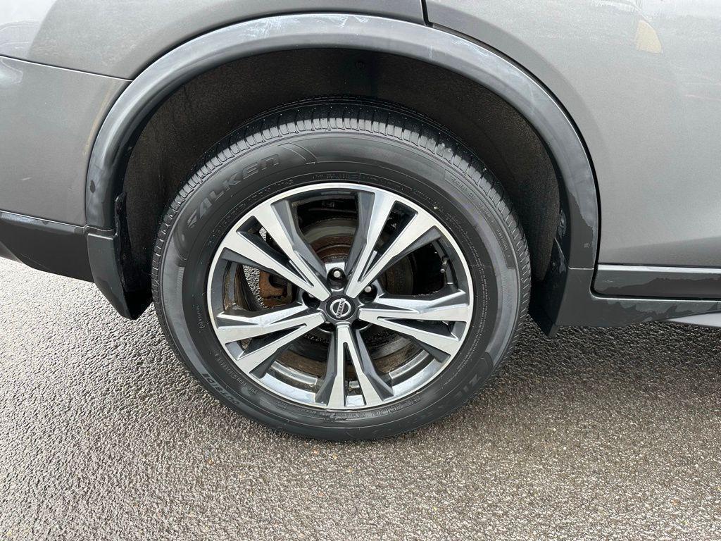 used 2019 Nissan Rogue car, priced at $20,399