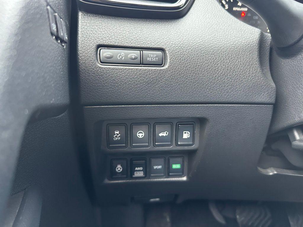 used 2019 Nissan Rogue car, priced at $20,399