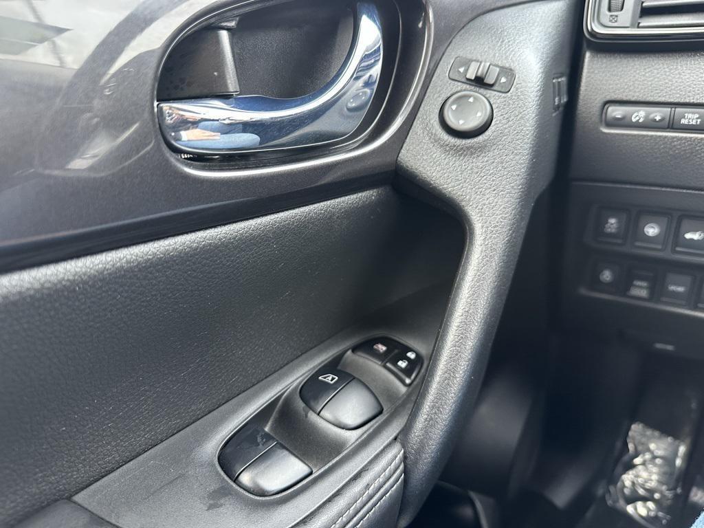 used 2019 Nissan Rogue car, priced at $20,399
