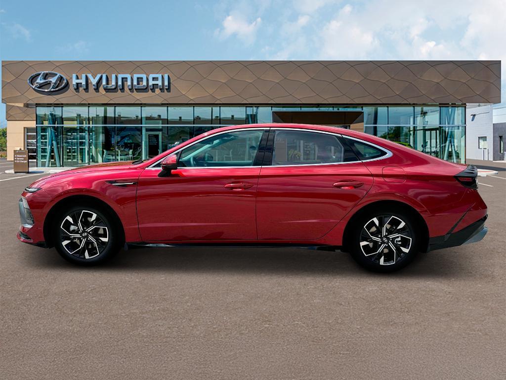 new 2025 Hyundai Sonata car, priced at $32,028