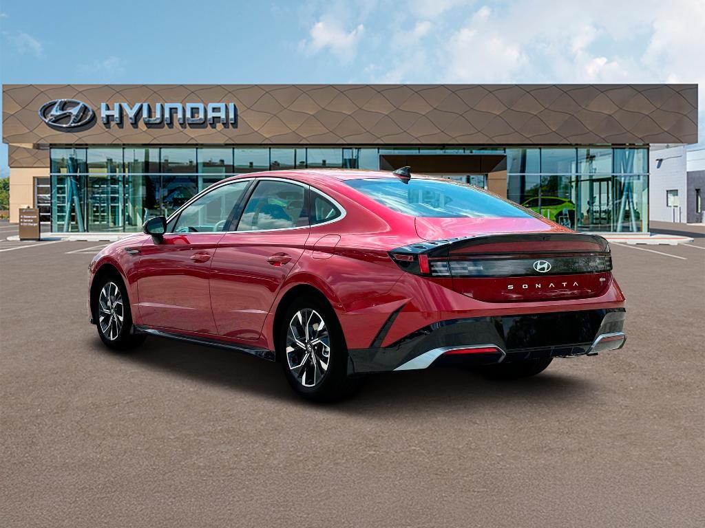 new 2025 Hyundai Sonata car, priced at $32,028