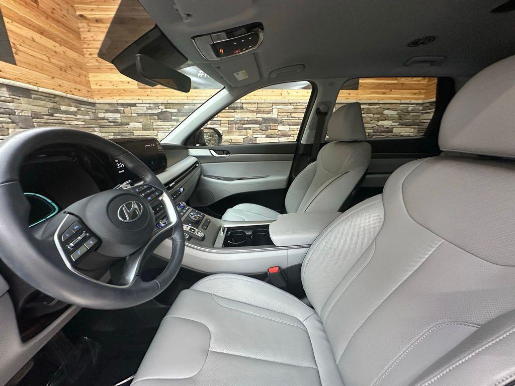 used 2024 Hyundai Palisade car, priced at $37,399