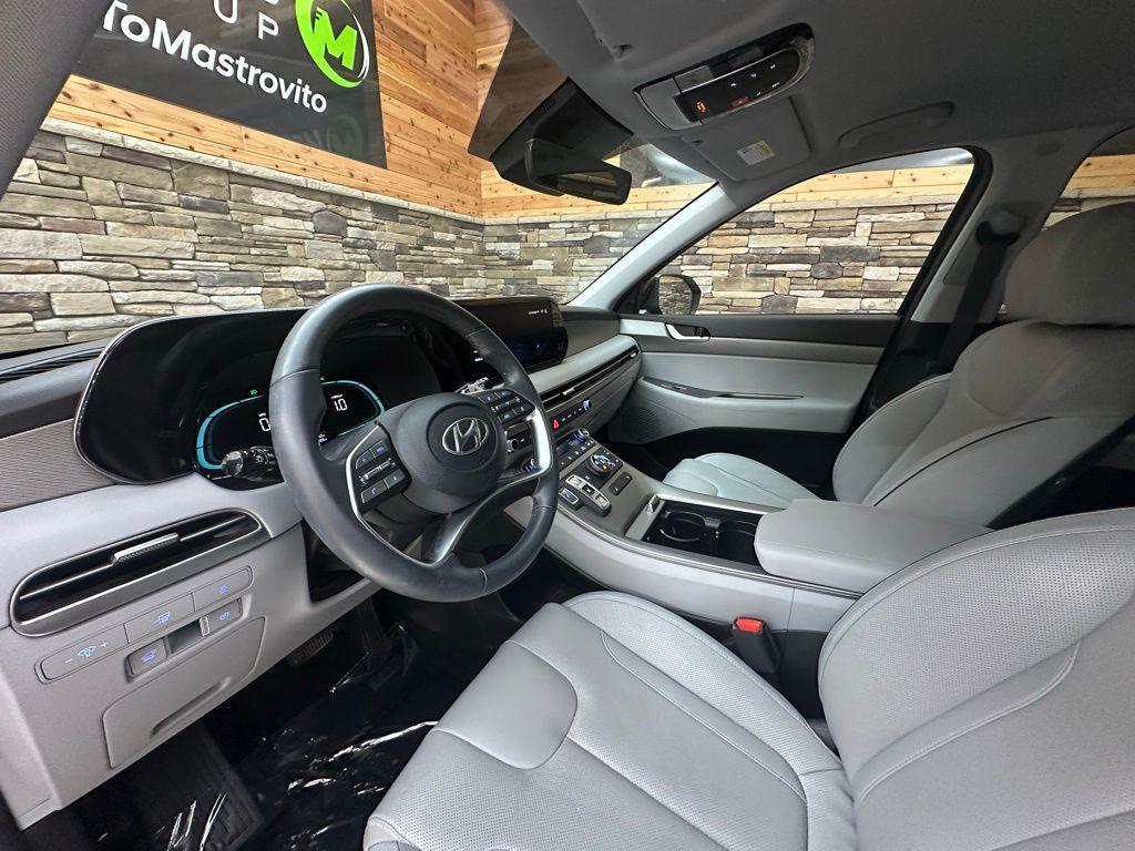 used 2024 Hyundai Palisade car, priced at $37,399