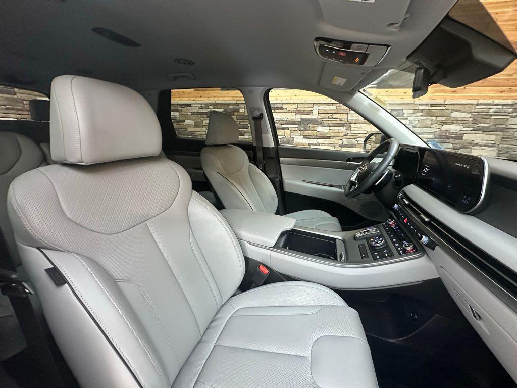 used 2024 Hyundai Palisade car, priced at $37,399