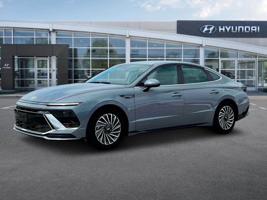 new 2025 Hyundai Sonata Hybrid car, priced at $32,720