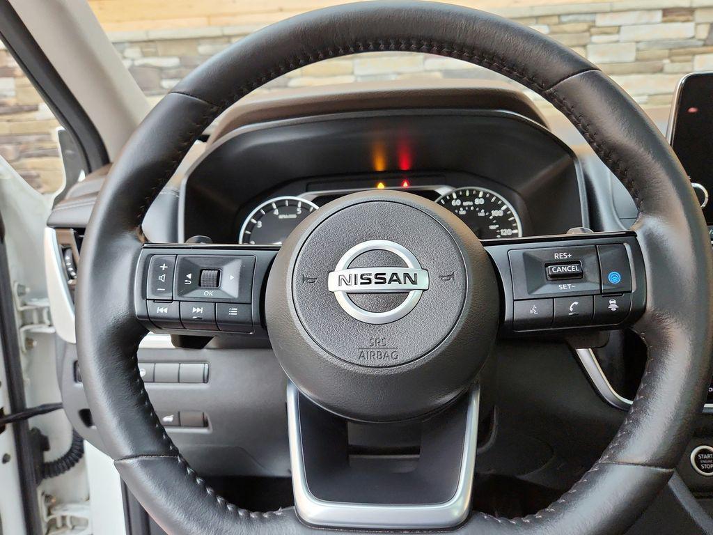 used 2021 Nissan Rogue car, priced at $23,999