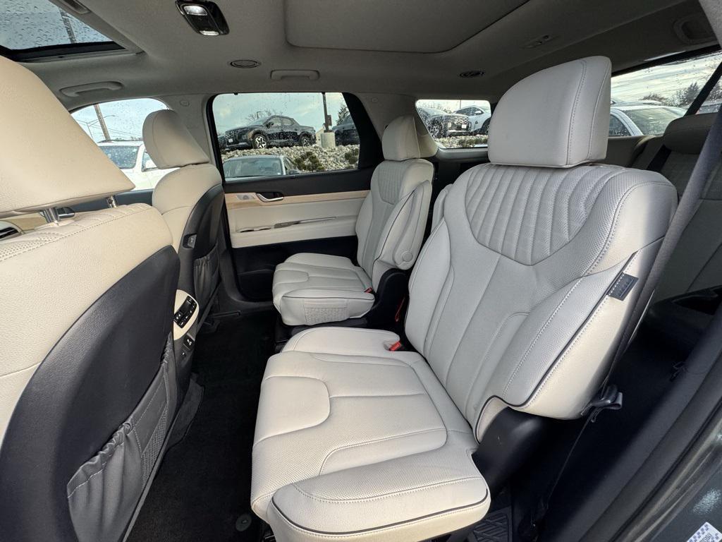 used 2024 Hyundai Palisade car, priced at $43,189