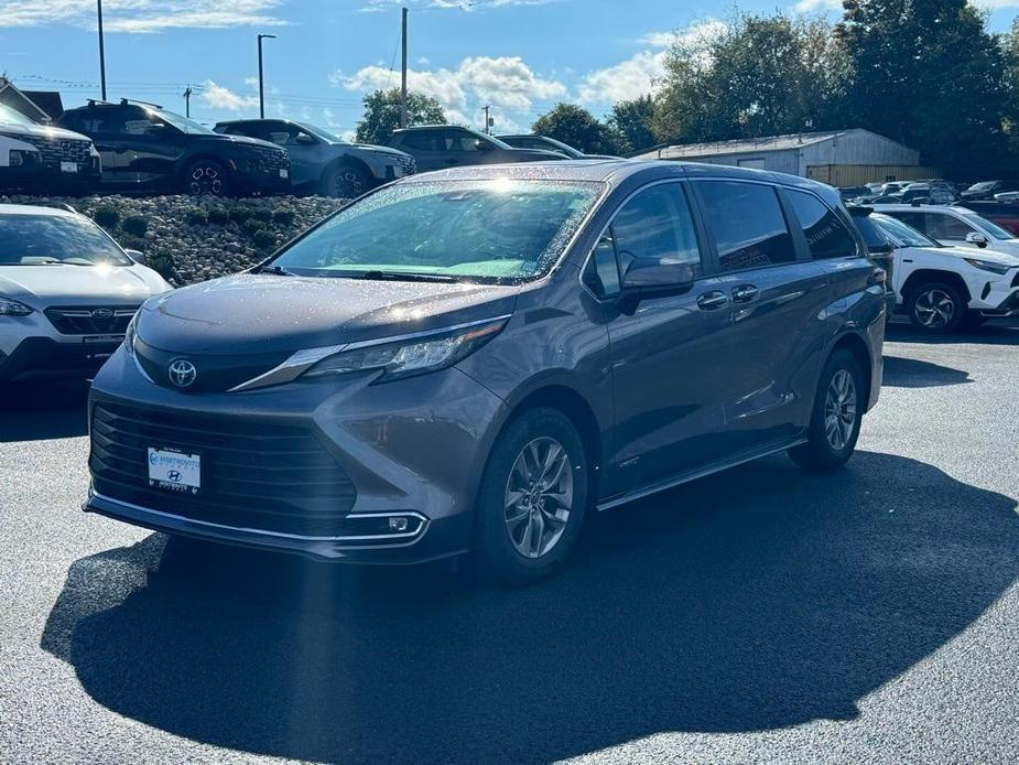 used 2021 Toyota Sienna car, priced at $42,999