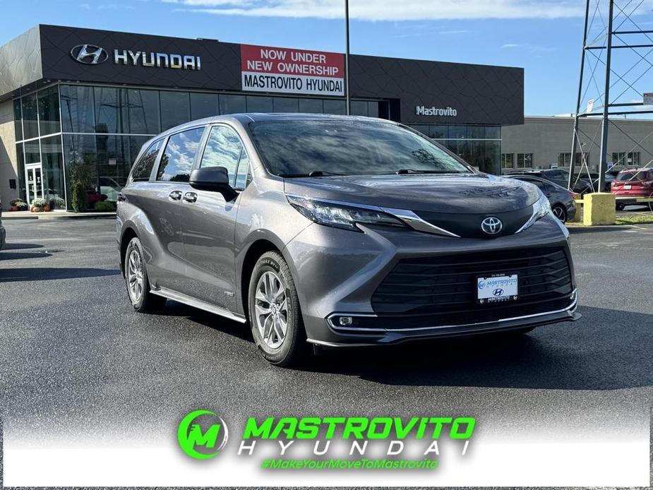 used 2021 Toyota Sienna car, priced at $42,999