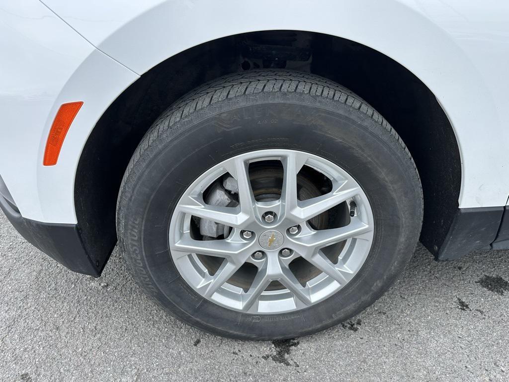 used 2023 Chevrolet Equinox car, priced at $25,999