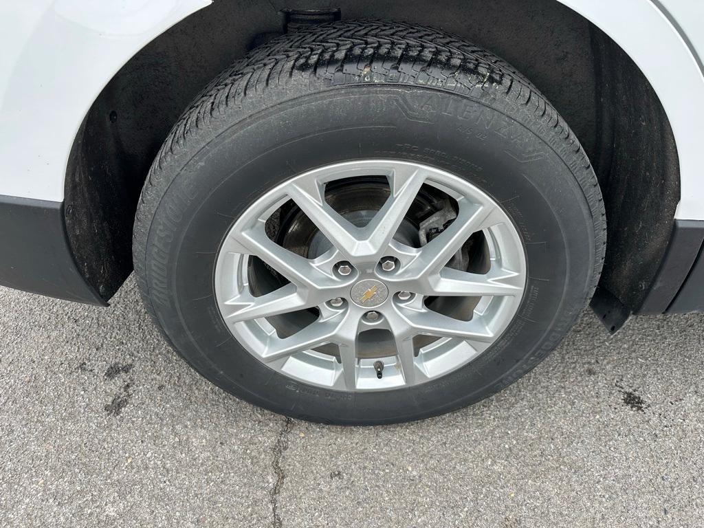 used 2023 Chevrolet Equinox car, priced at $25,999